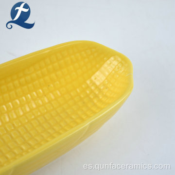 Bandeja de cerámica para hornear resistente al calor en forma de maíz
